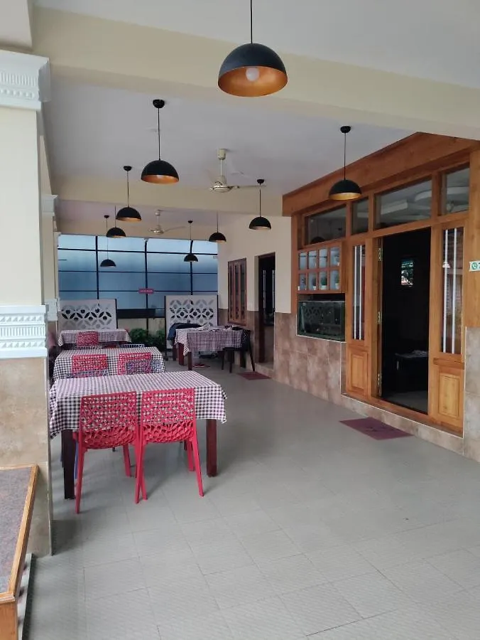 Hotel Meghdoot River Resort Kochi